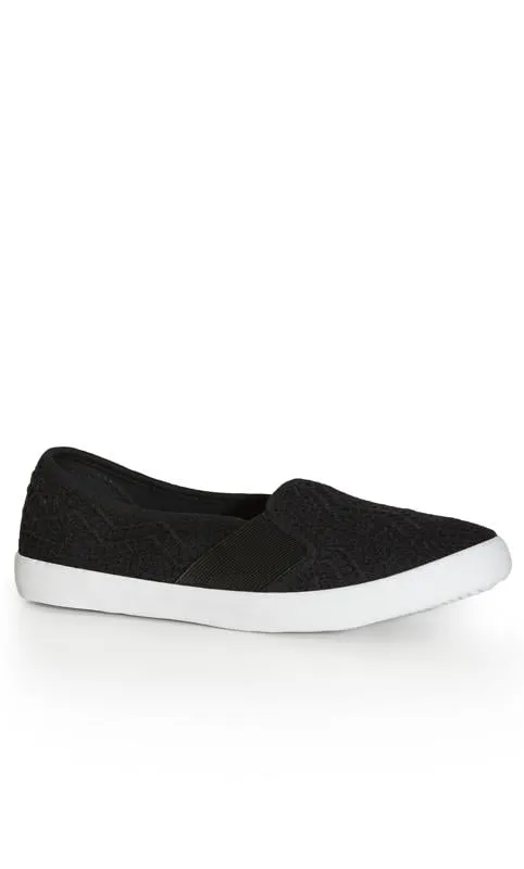 Evans Black WIDE FIT Crochet Slip On