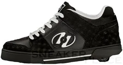 Heelys Trick - shoes with wheels black/white