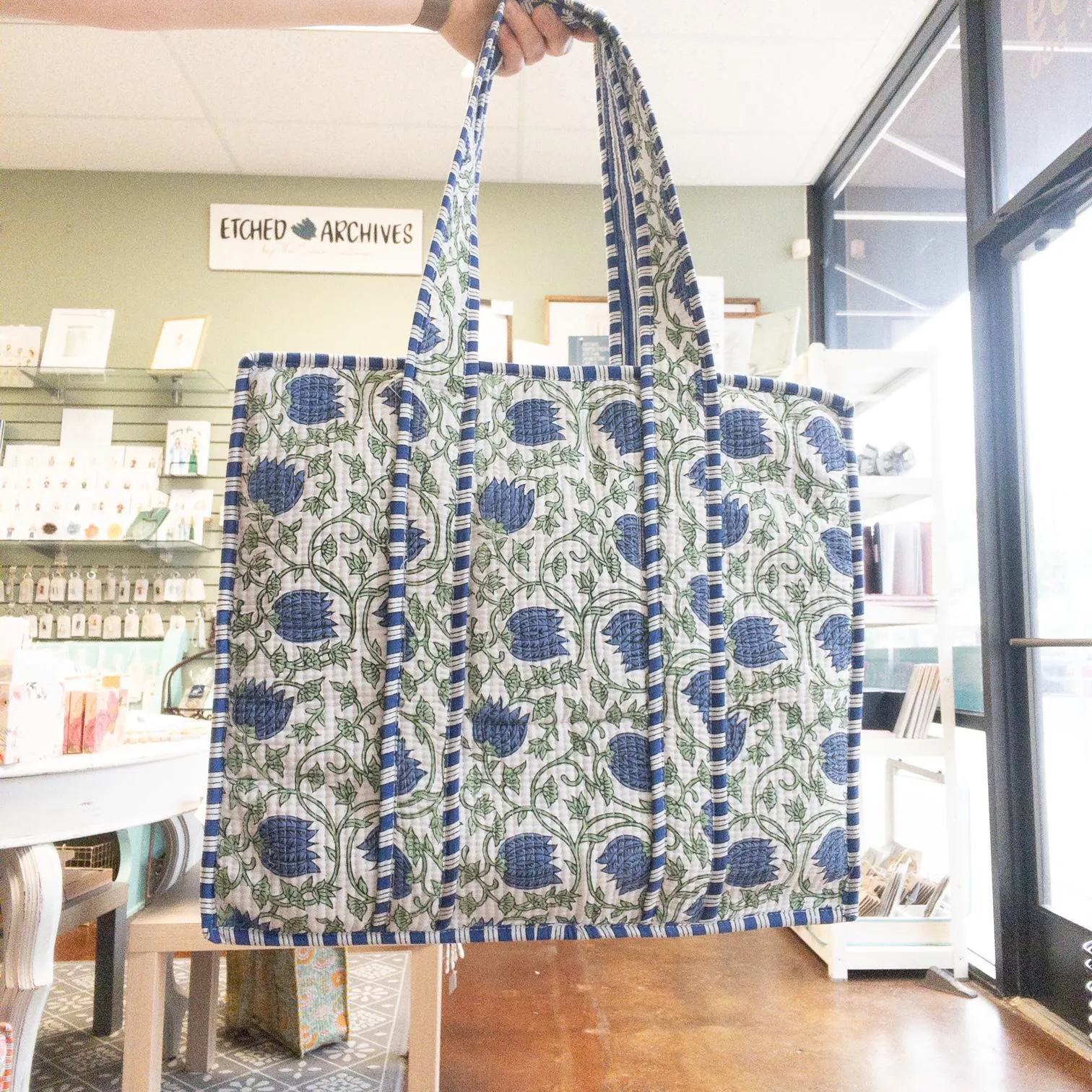 Large Zippered Tote