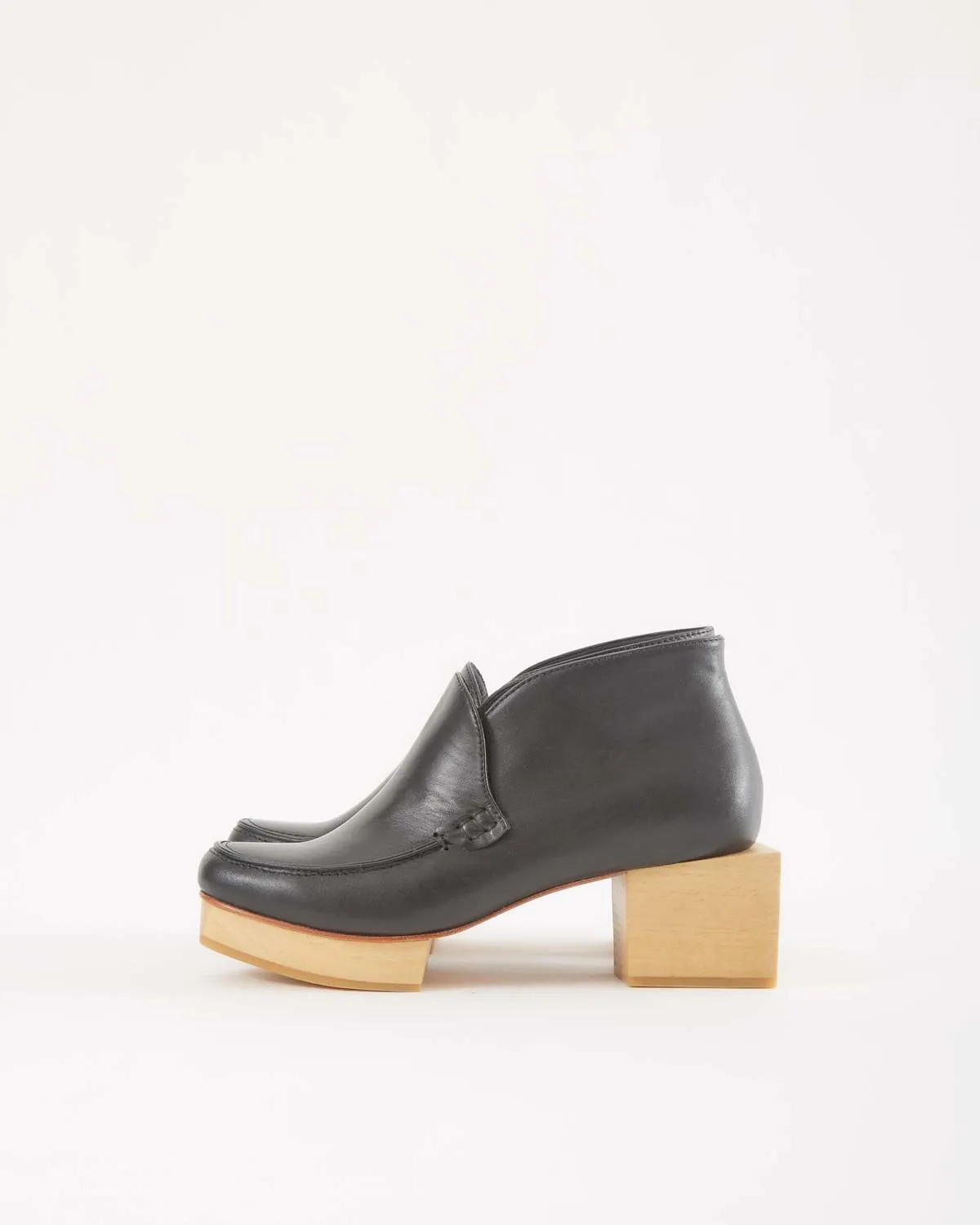 Matisse Bootie - Black