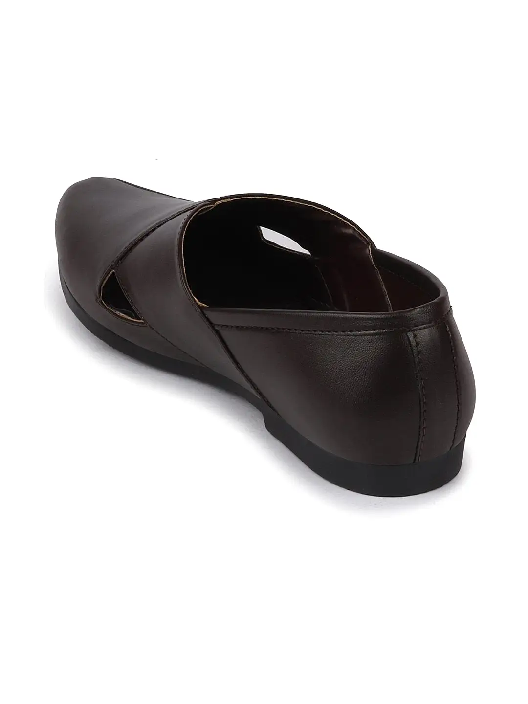 Men Ethnic Brown Criss Cross Slip On Juttis and Mojaris